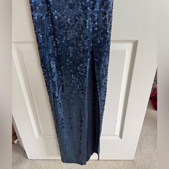 Cache Midnight Blue Sequin Gown - Picture 4 of 7